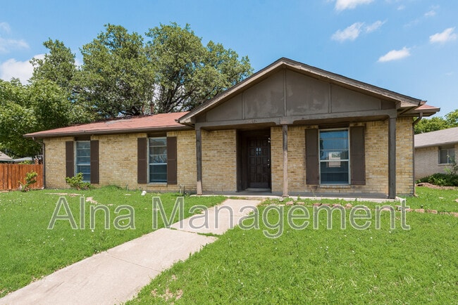 3108 Oak Hill Rd in Carrollton, TX - Building Photo - Building Photo