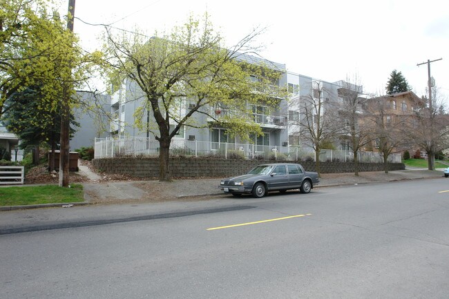 1917 W Riverside Ave in Spokane, WA - Building Photo - Building Photo