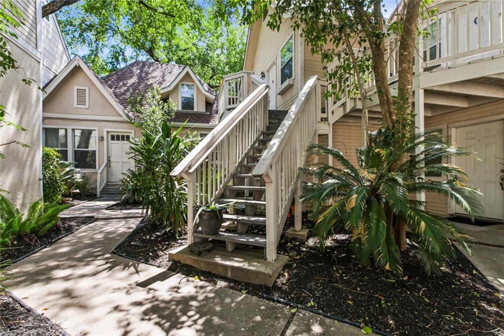 1110 W 22nd St in Austin, TX - Building Photo