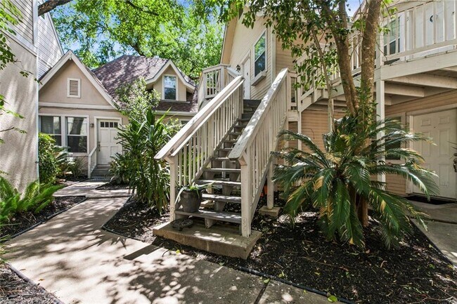 property at 1110 W 22nd St