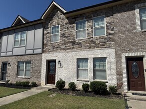121 Turn Row Dr in Clarksville, TN - Building Photo - Building Photo