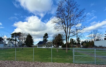 16702 SE 1st St in Vancouver, WA - Building Photo - Building Photo