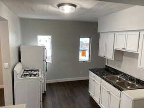 340 N Park St, Unit 340 in Sykesville, PA - Building Photo - Building Photo