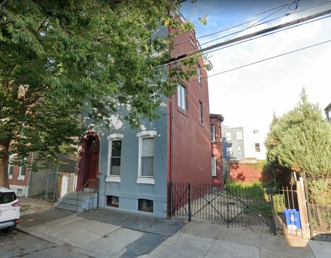 2029 N Howard St, Unit #1