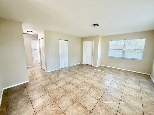 4601 24th Pl SW in Naples, FL - Building Photo - Building Photo