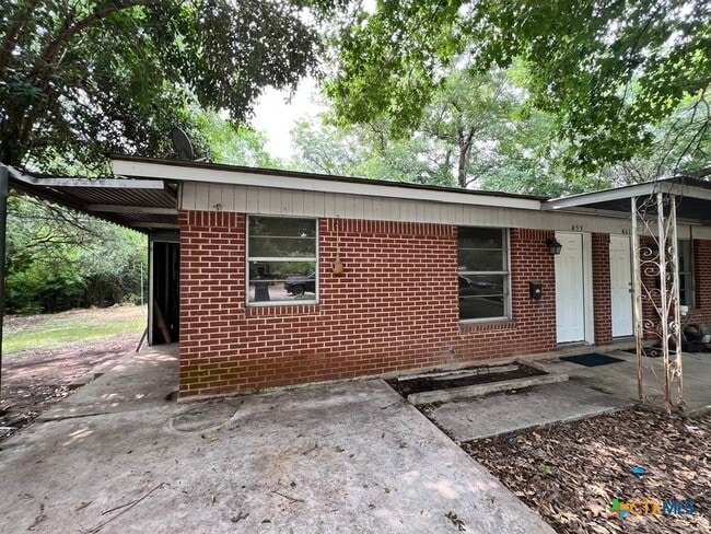 459 Lindsey St in San Marcos, TX - Building Photo - Building Photo