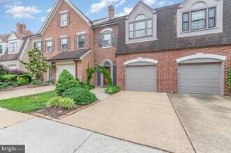 6311 Chaucer Ln in Alexandria, VA - Building Photo - Building Photo