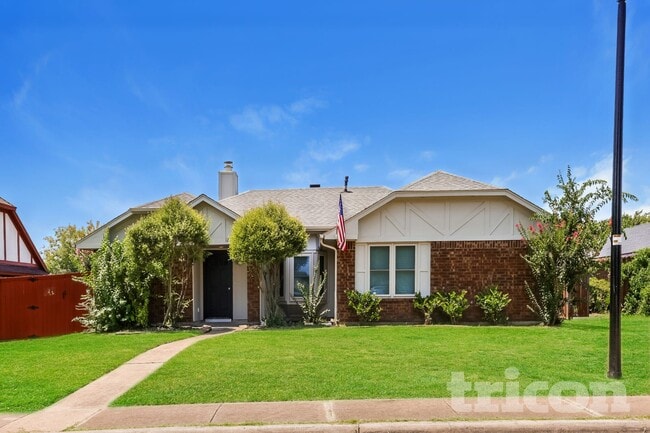 property at 1253 Essex Dr