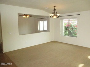 694 E Saddle Way in San Tan Valley, AZ - Building Photo - Building Photo