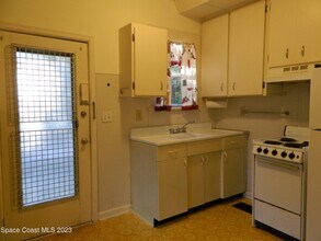 803 Rockledge Dr in Rockledge, FL - Building Photo - Building Photo