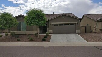 15728 N 182nd Ln in Surprise, AZ - Building Photo