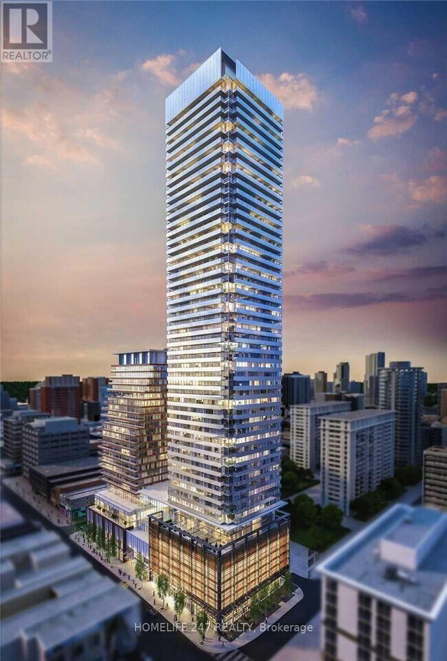 501-2501 Yonge St in Toronto, ON - Building Photo - Building Photo