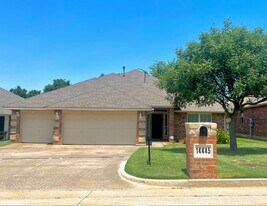 14445 Timberdale Dr in Choctaw, OK - Building Photo