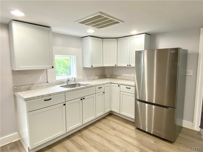 property at 17 Florence St