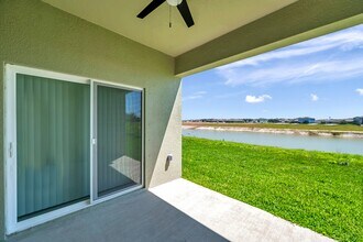 04 Bonita Mar Dr in Parrish, FL - Building Photo - Building Photo