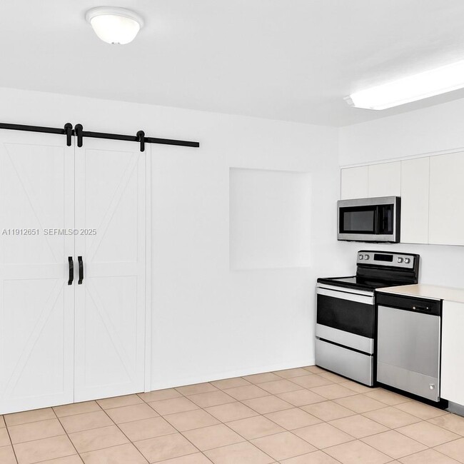 property at 3415 SW 15th St