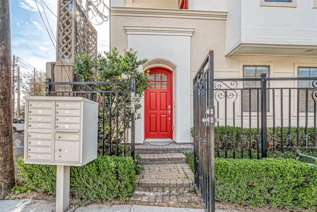 3201 Center St in Houston, TX - Foto de edificio - Building Photo