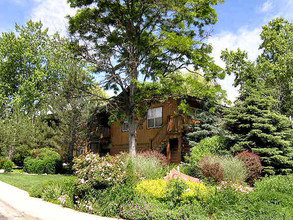 Timber Ridge Apartments in Boulder, CO - Building Photo - Building Photo