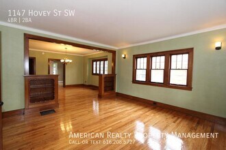 1147 Hovey St SW in Grand Rapids, MI - Building Photo - Building Photo