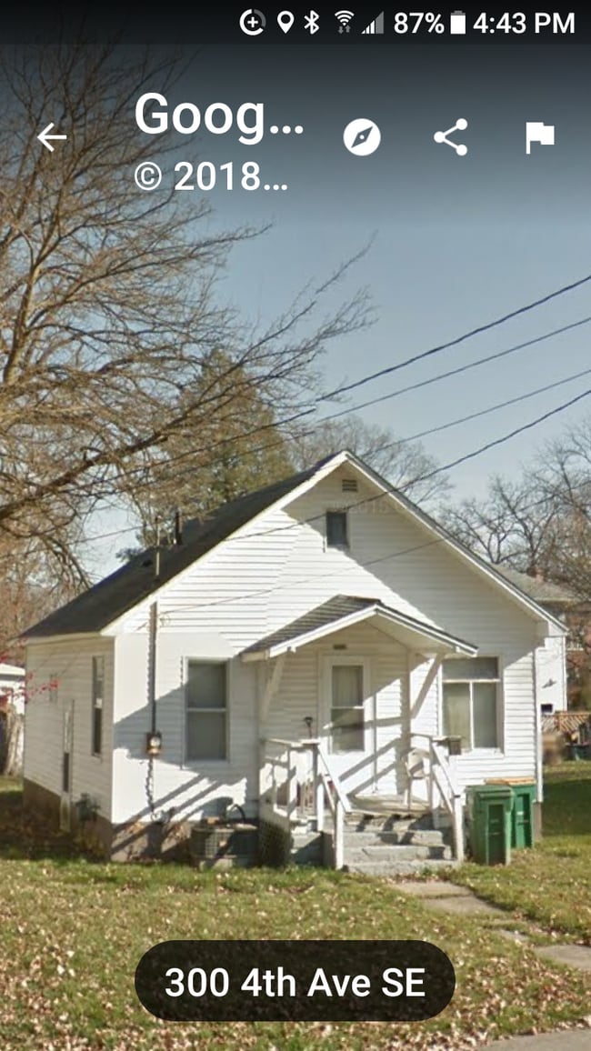 property at 302 4th Ave SE