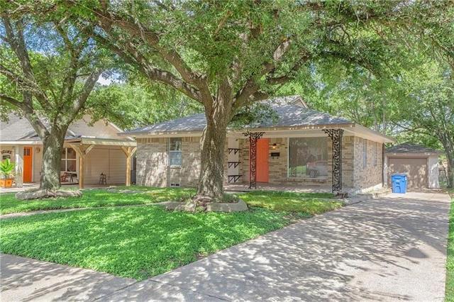 2823 Aster St in Dallas, TX - Building Photo