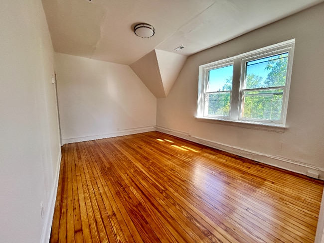 property at 2010 Woodlawn Ave
