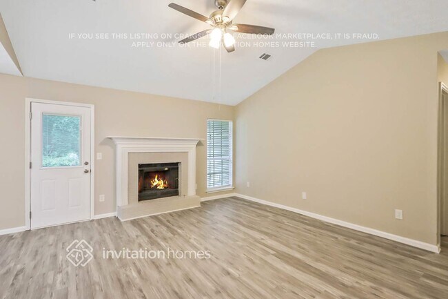 1415 Oak Knoll Dr NE in Conyers, GA - Building Photo - Building Photo