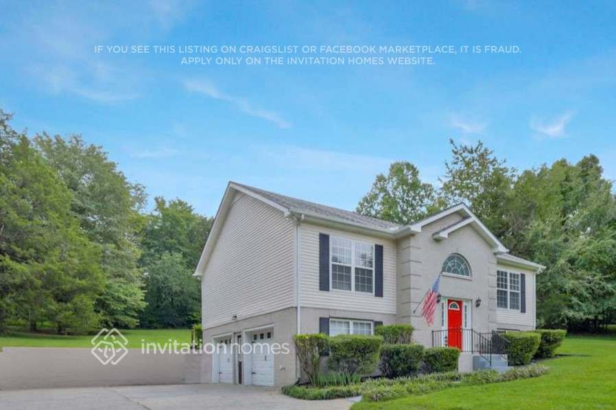7523 Chester Rd in Fairview, TN - Building Photo