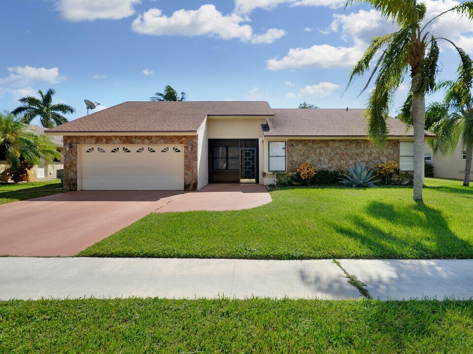 9670 Lancaster Pl in Boca Raton, FL - Building Photo