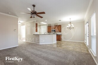 33 Branwood in San Antonio, TX - Building Photo - Building Photo