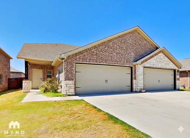 property at 779 Rolling Terrace Cir