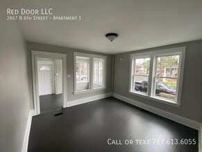 2667 N 6th St-Unit -Apartment 1 in Harrisburg, PA - Building Photo - Building Photo