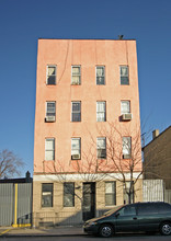 949-955 Grand St in Brooklyn, NY - Building Photo - Building Photo