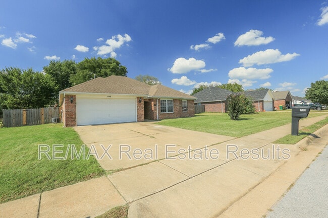 741 Harvest St in Centerton, AR - Building Photo - Building Photo
