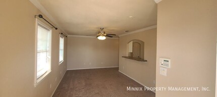 410 W Pine Ave-Unit -B in Midland, TX - Building Photo - Building Photo