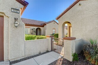 2335 Fayetteville Ave in Henderson, NV - Building Photo - Building Photo