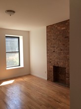 285 Pleasant Ave in New York, NY - Building Photo - Building Photo