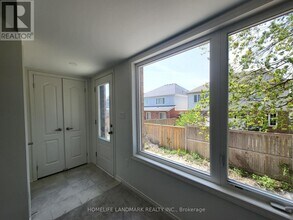 1436 Coral Spgs Path in Oshawa, ON - Building Photo - Building Photo