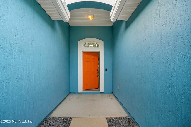187 S Coopers Hawk Way in Palm Coast, FL - Building Photo - Building Photo