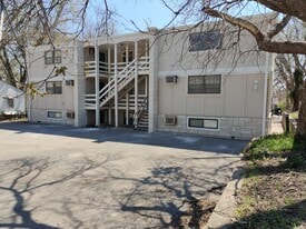 1219 Claflin Rd, Unit 4