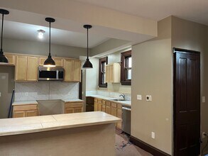 1927 Scott St in Covington, KY - Building Photo - Building Photo