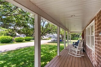 39 Salt Pond Way in Westerly, RI - Building Photo - Building Photo