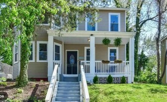 1633 W St SE in Washington, DC - Building Photo