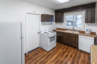 2911 E Rowan Ave in Spokane, WA - Building Photo - Building Photo