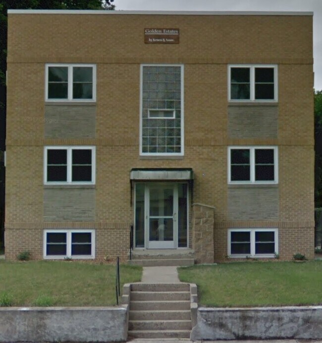 440 W Main St Rentals in Decatur, IL