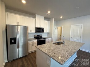 125 Utility Ln in Mooresville, NC - Building Photo - Building Photo