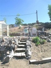 125-133 Bateman St in Austin, NV - Foto de edificio - Building Photo