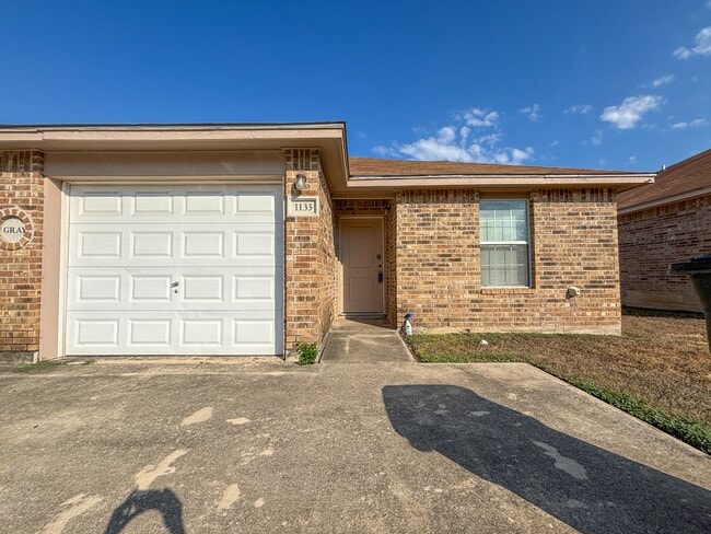 1133 Misty Acres Dr
