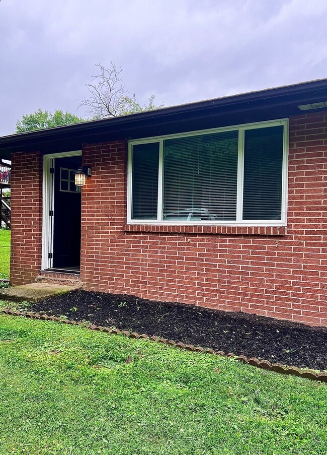 property at 153 Hanstein Pl