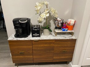 2216 Milan Ct in Nashville, TN - Foto de edificio - Building Photo